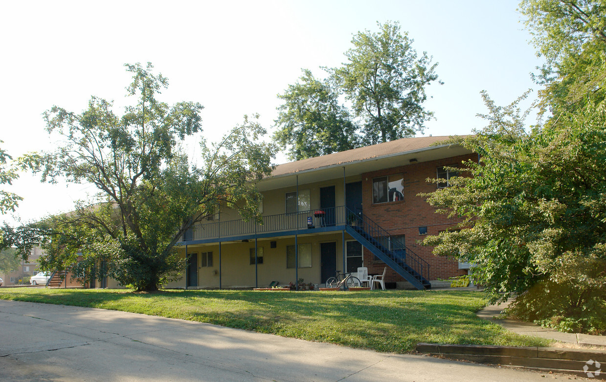 Building Photo - Victorian Village Apartments