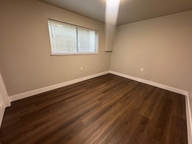Foto del edificio - Beautiful duplex for rent near Capitol!