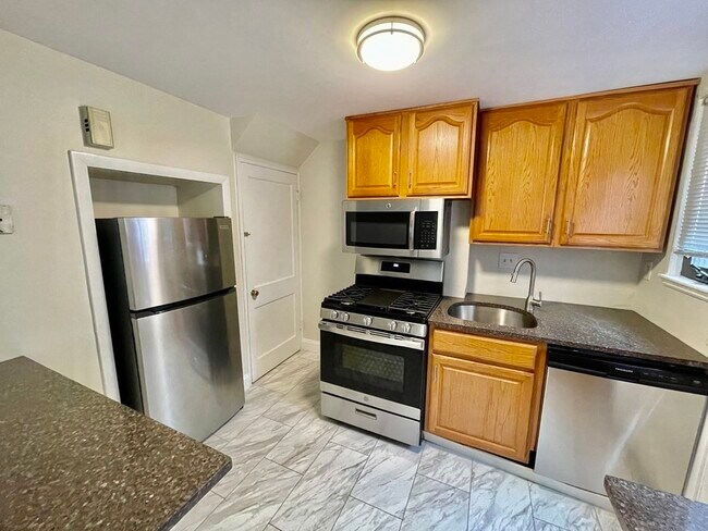 Foto del edificio - 44 Grant Ave