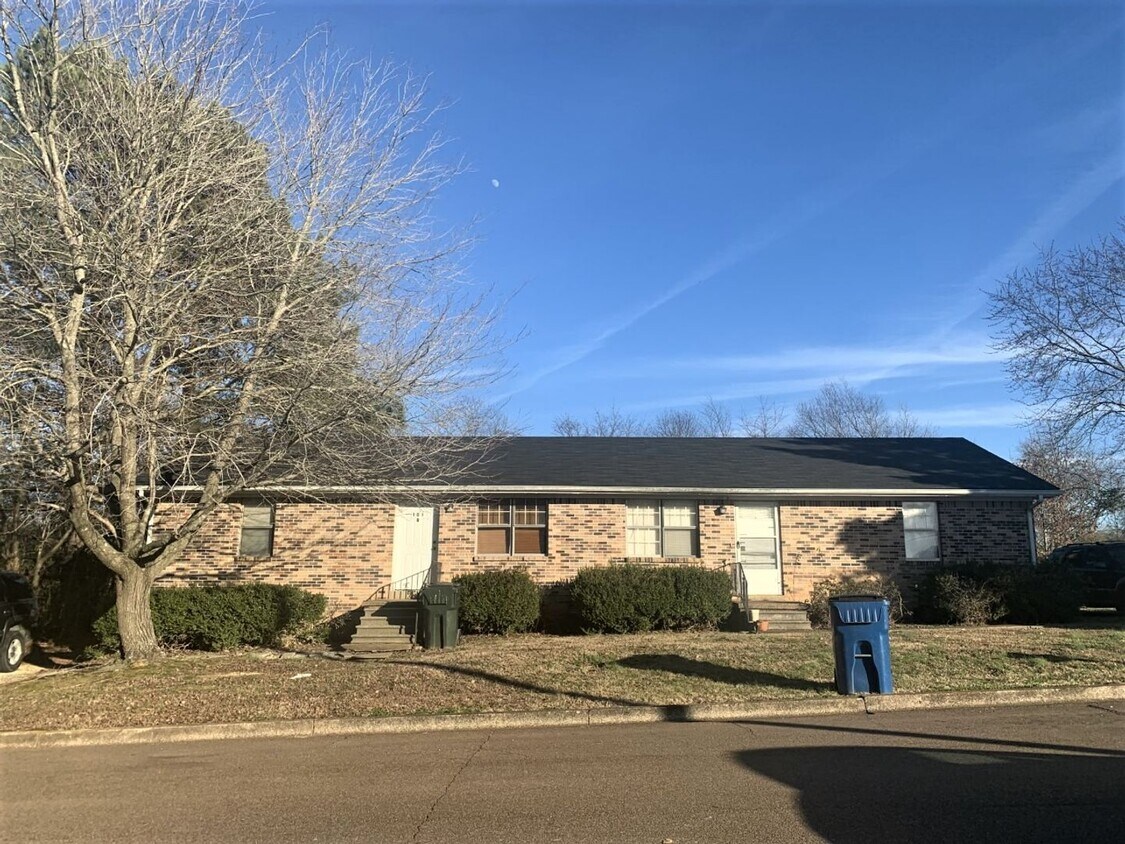 Foto del edificio - 101 Carolyn