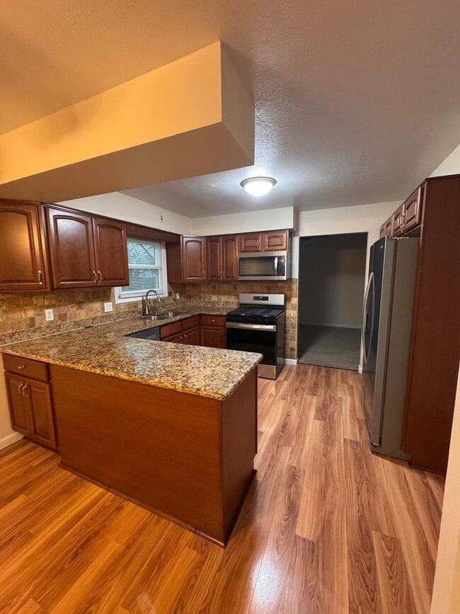 Building Photo - 4759 Logan Arms Dr