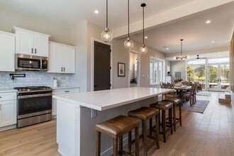 Building Photo - 3880 Bohr St