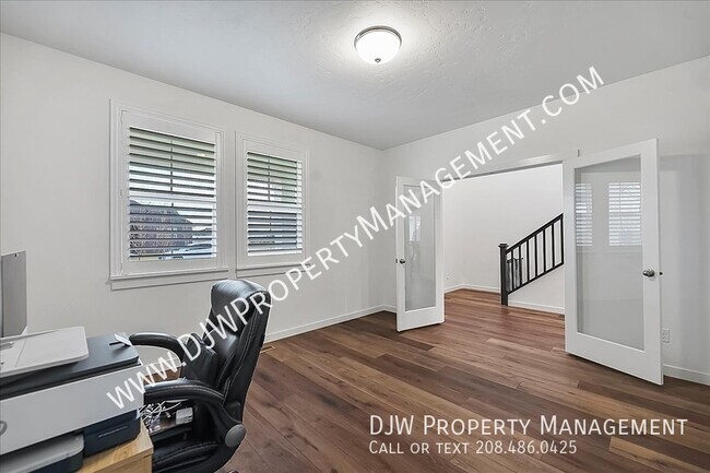 Foto del edificio - 14588 Cooper Sunrise Dr