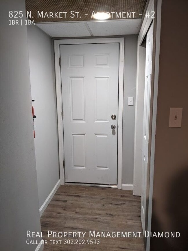 Photo - 825 N Market St Apartment