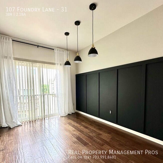 Foto del edificio - 107 Foundry Ln