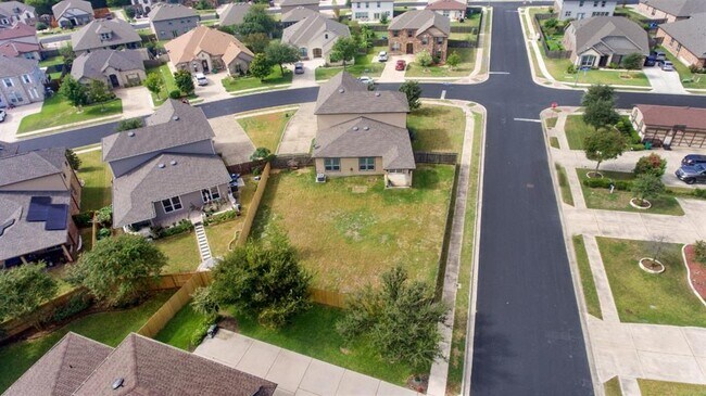 Foto del edificio - 18601 Pencil Cactus Dr