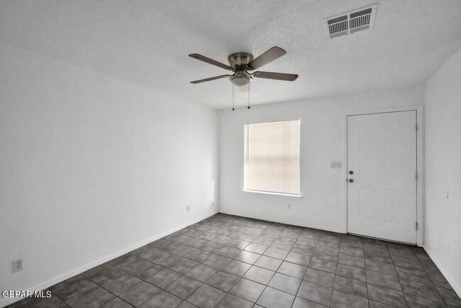 Foto del edificio - 12335 Tierra Baja Way