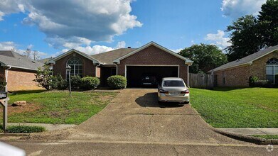 Building Photo - 1009 Brashears Point