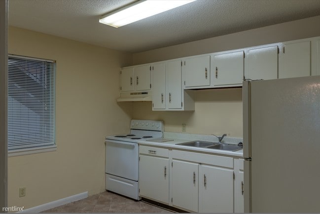 Foto del edificio - 2225 Branner Ave