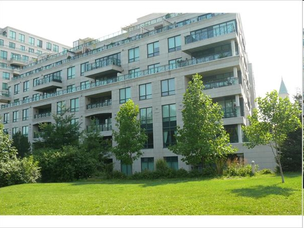 Building Photo - Thornwood