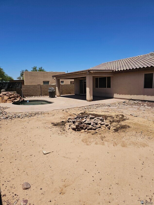 Foto del edificio - 11527 E 26th Ln