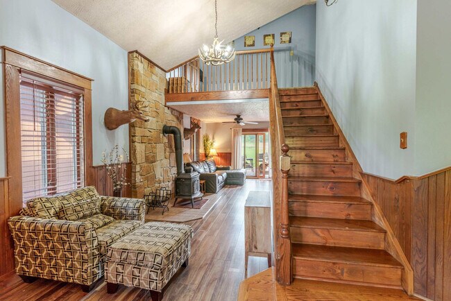 Foto del edificio - 64046 Bethel Rd