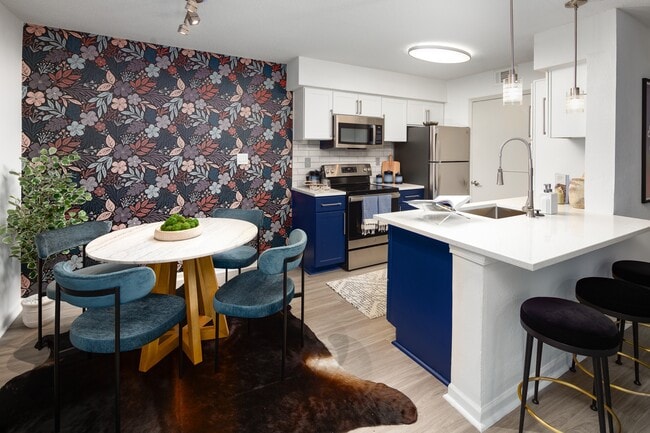 Photo - Aventura Dunwoody Apartments