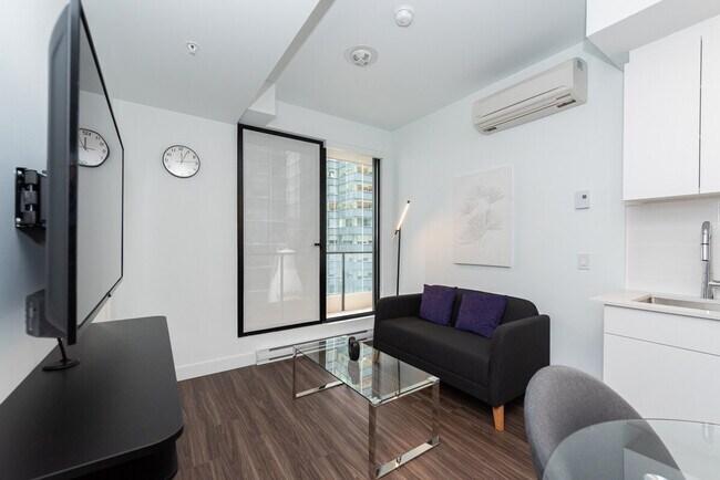 Photo du bâtiment - 1063 Rue de la Montagne