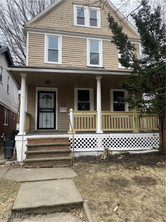 1521 Lakefront Ave East Cleveland, OH 44112 – photo 1