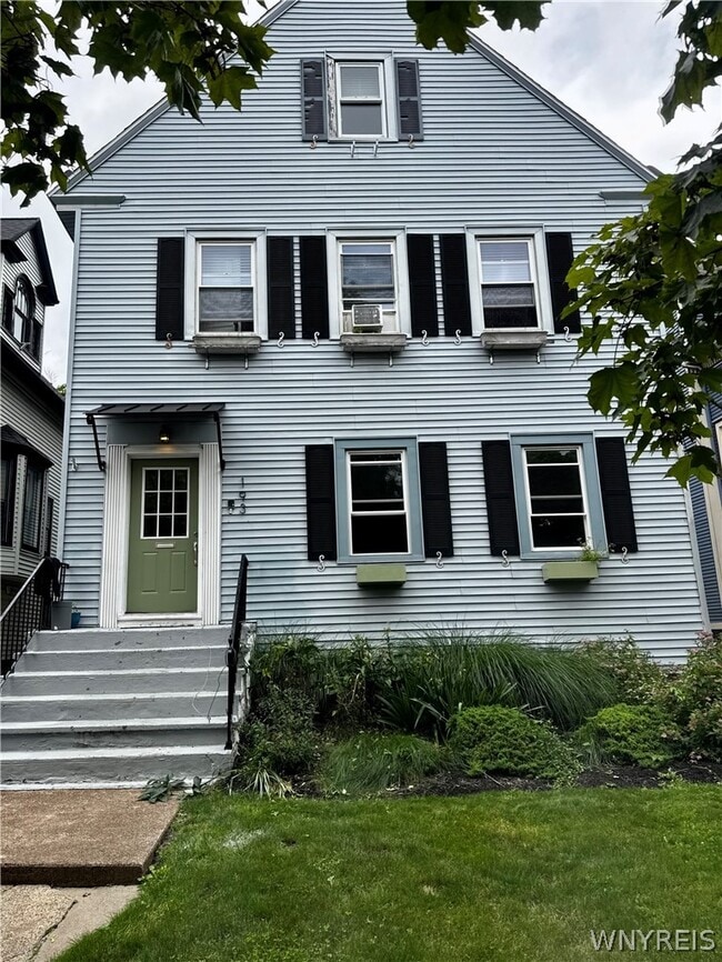 Building Photo - 193 Norwood Ave