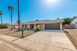 Building Photo - 12218 N 36th Pl