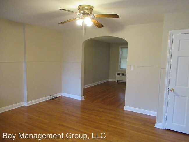 Building Photo - 3 br, 2 bath House - 2039 Deering Ave