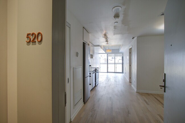 Photo du bâtiment - 60 Colborne St