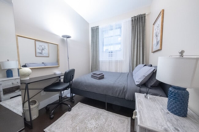 Foto del edificio - 245 W 113th St