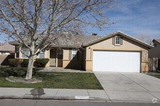 Building Photo - 1559 Ave H4