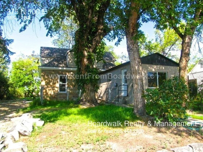 Building Photo - 375 E 100 N