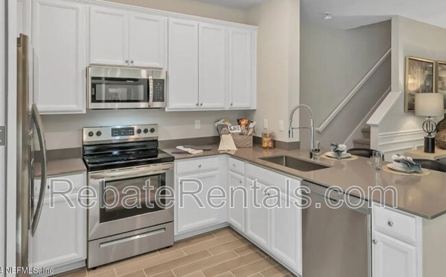 Foto del edificio - 347 Belfort Ct