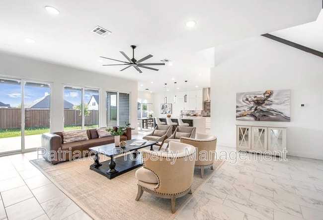 Photo - 4739 Legendary Dr House