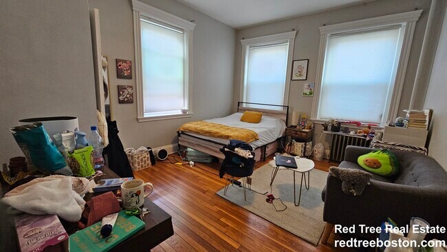 Foto del edificio - 72 Strathmore Rd