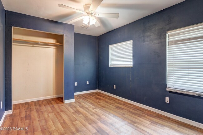 Building Photo - 211 Dorsey Rd