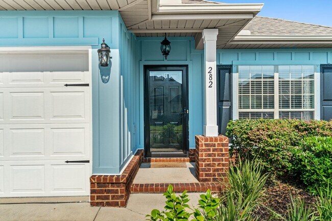 Foto del edificio - 282 Whispering Lake Dr
