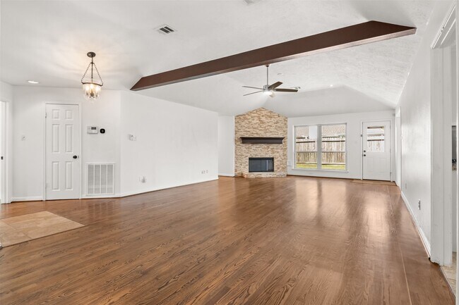 Foto del edificio - 7730 Gable Point Dr