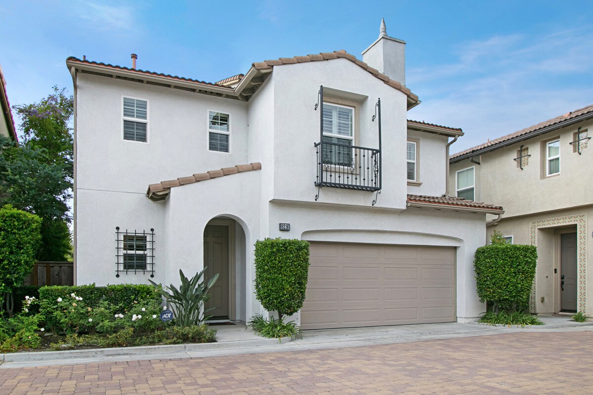 8216 E Loftwood Ln, Orange, CA 92867 House for Rent in Orange, CA