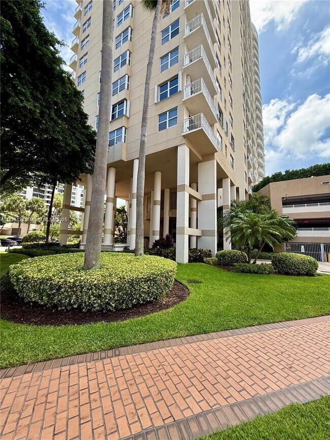 Foto del edificio - 770 Claughton Island Dr