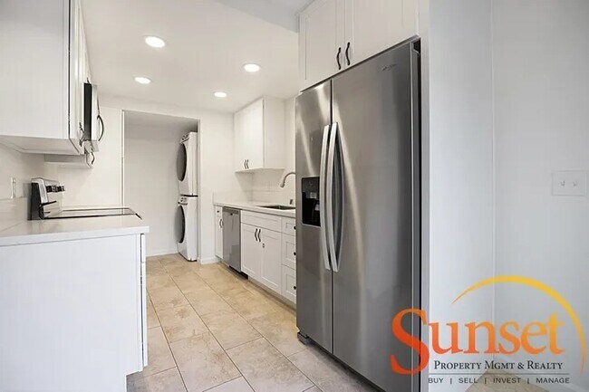 Foto del edificio - 7755 Starling Dr