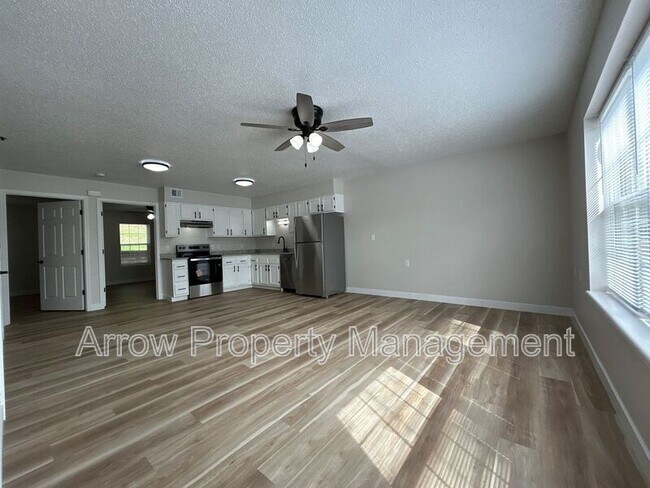 Foto del edificio - 1015 14th St