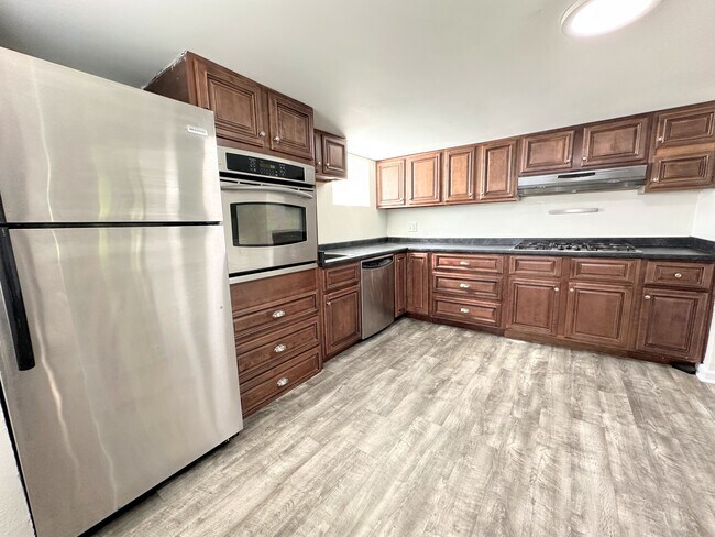 Foto del edificio - 411 Sapphire Way