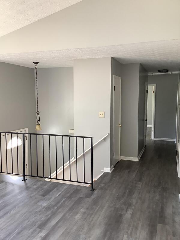 Foto del edificio - 2825 Fox Hall Ln N