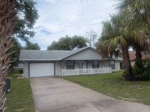 Building Photo - 7411 Dundee Way