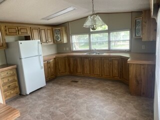 Building Photo - 250 N Briarwood Cir