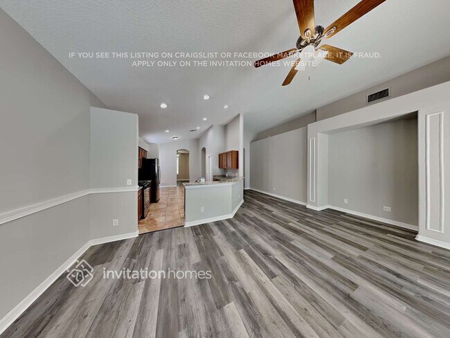 Foto del edificio - 5109 Clover Mist Dr