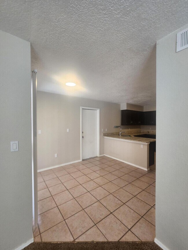 Building Photo - 7720 Ranchwood Dr NW