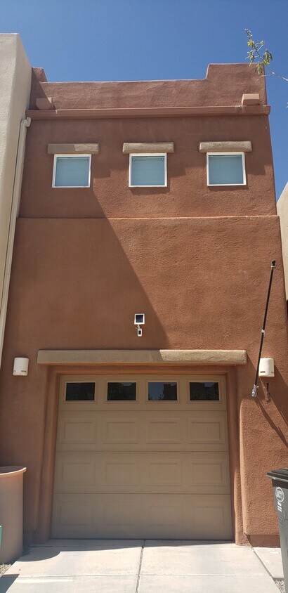 Front Of House/Garage - 13 Canyon Cliff Dr