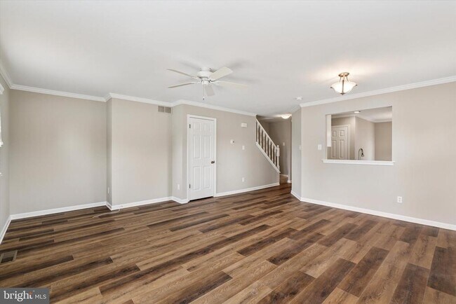 Building Photo - 214 Troon Ct