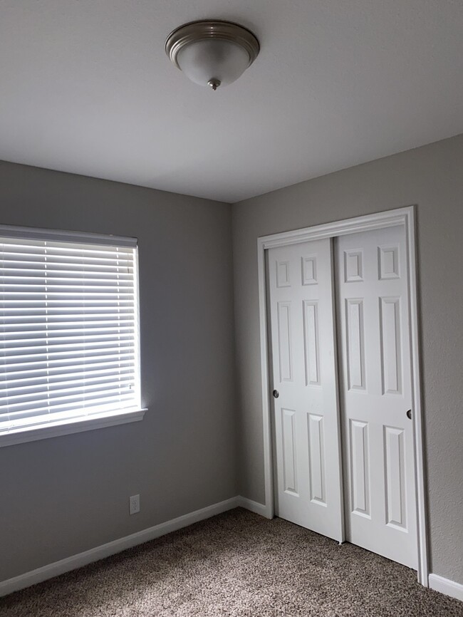 Building Photo - 10202 Big Spring Ln. San Antonio TX 78223