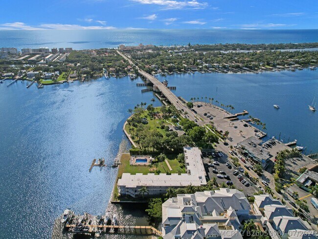 Foto del edificio - 311 E Ocean Ave