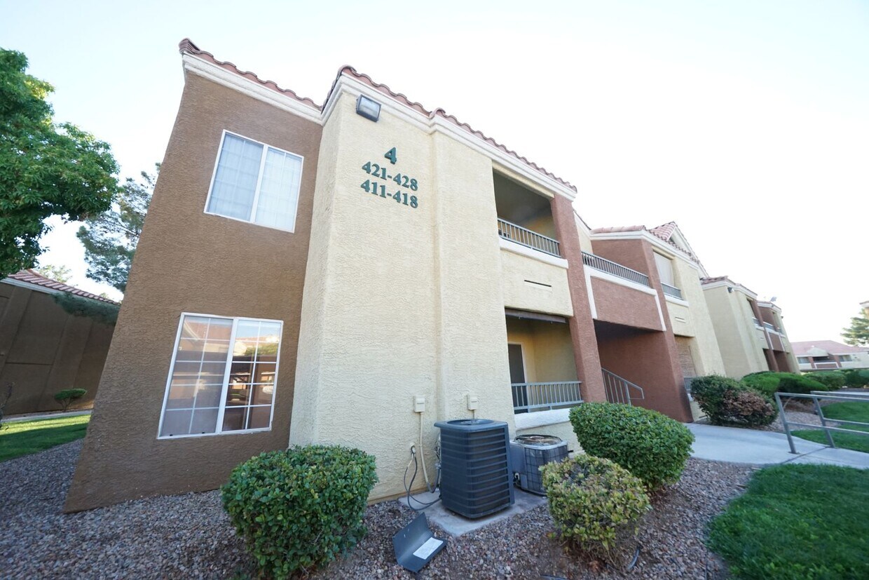 Foto principal - Showings Available NOW