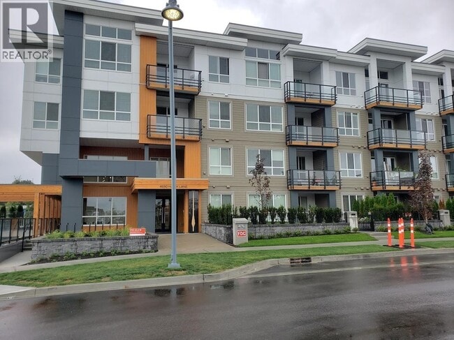 Building Photo - 4690 Hawk Ln