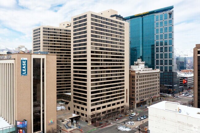 Building Photo - 44 W Broadway