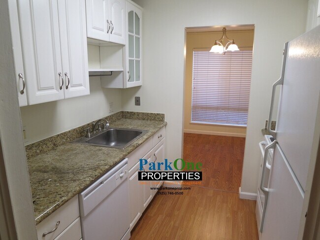 Building Photo - Condo Available in the Keys! Near Downtown Walnut Creek, Close to BART and the Freeway!